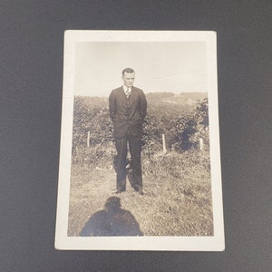 1930s Black and White Photograph of Gentleman, Carte De Visite, Vintage Photo