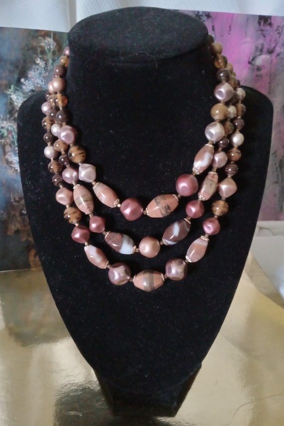 Exquisite Vintage 8" Beaded Necklace, Made in Jap… - image 1