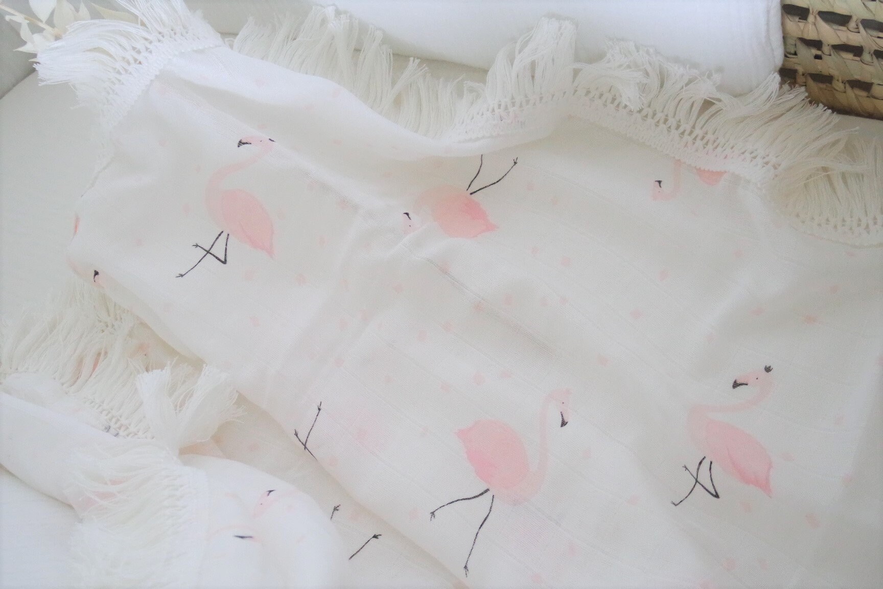 Couverture d'emmaillotage Bébé Flamants Roses en Double Gaze de Bambou et Coton Mousseline Blanc à F