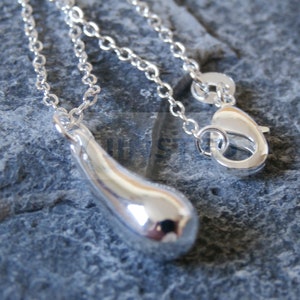 Silver Necklace with Tear Drop Pendant. Gift Box Available WN024