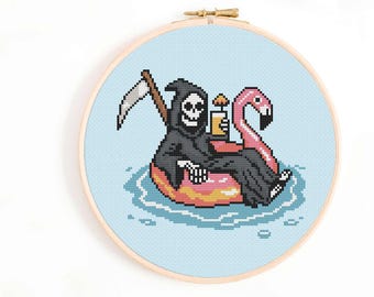 Patrón de punto de cruz de Reaper on Vacation: Esqueleto gótico (Descarga digital)