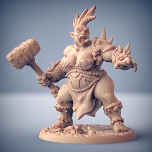 Female Ogre Marauder v2 3D Printed Resin Miniature | Tabletop Role Playing | Dungeons and Dragons | Pathfinder Miniatures | Wargaming