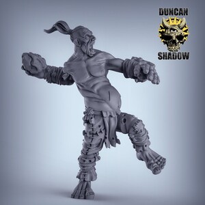 Armed Hill Giant v2 3D Printed Resin Miniature | Tabletop Role Playing | Dungeons and Dragons | Pathfinder Miniatures | Wargaming