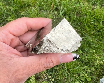 Racimo cuadrado crudo de pirita