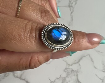 Anillo de labradorita - Anillo de cristal ovalado de plata 925