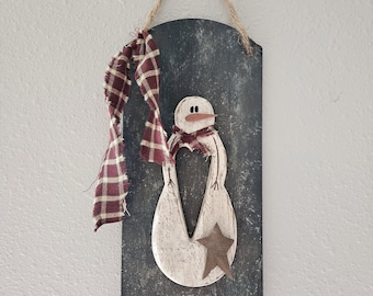 Primitive Snowman Wall Hanging - Snowman Decor - Christmas Decor - Christmas Wall Sign - Primitive Christmas Decor - Rustic Snowman