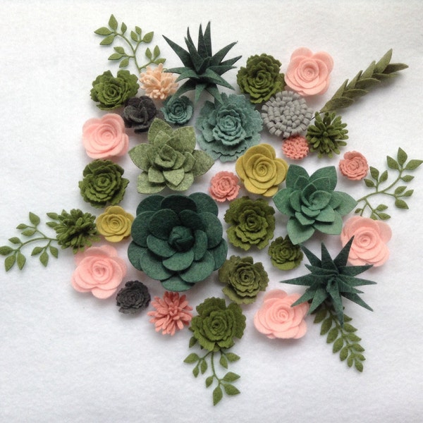 36 Succulenst/Flowers, Loose Succulents,Wool Blend Felt Flowers, Felt Flowers, Felt Succulents, Wool Felt Succulents, Felt Flower Garland