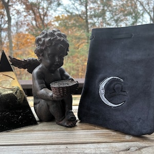 Suede Embroidered Suede Leather Bag - the Moon