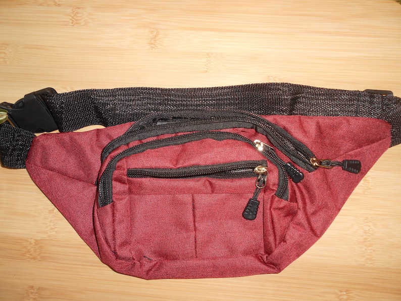 Waterproof Fanny Pack 4 Pockets Unisex Travel Waist Bag Burgundy