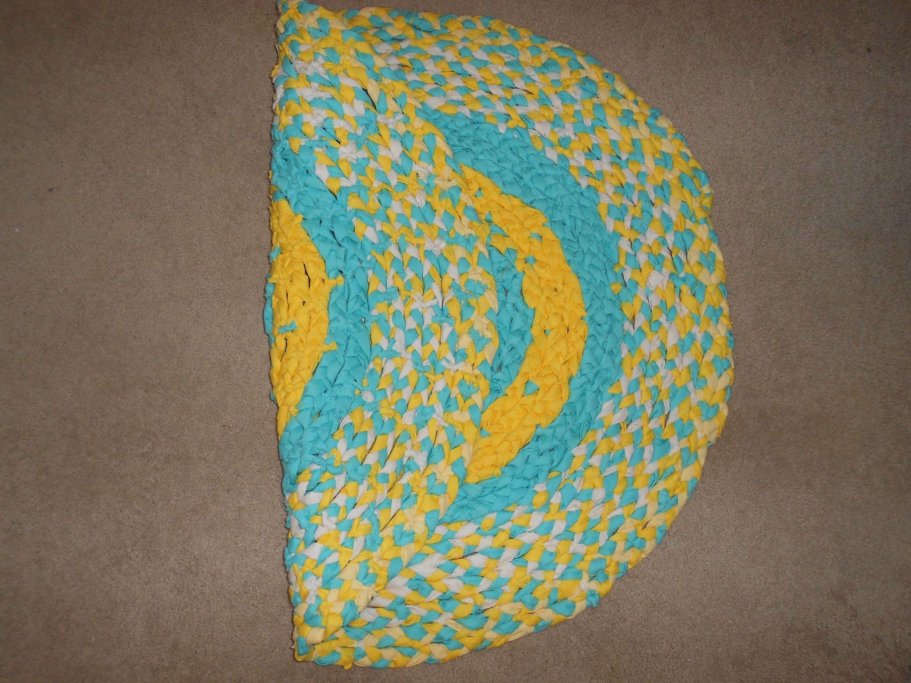 Braided Circular Rag Rug Heritage Braided Round Rag Rug Eco-friendly Colorful 100% Cotton Fabric ...