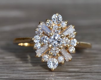 Ladies 14K Yellow Gold Diamond Cluster Ring