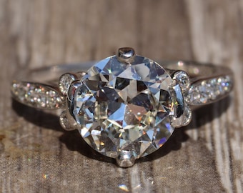 Antique Tiffany & Company Engagement Ring in Platinum Art Deco With Filigree set with 2.09 carat GIA graded Diamond