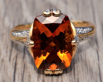 Vintage Citrine Ring set with Diamonds in 14 karat yellow gold