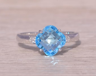 Blautopas und Diamant in Weißgold