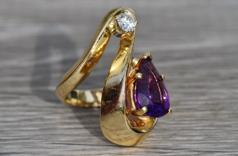 Ladies 14K Mid Century Modern Amethyst and Diamond Cocktail Ring image 5