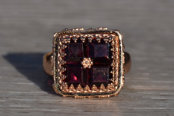 Ladies Antique Rose Gold and Garnet Cocktail Ring - image 6