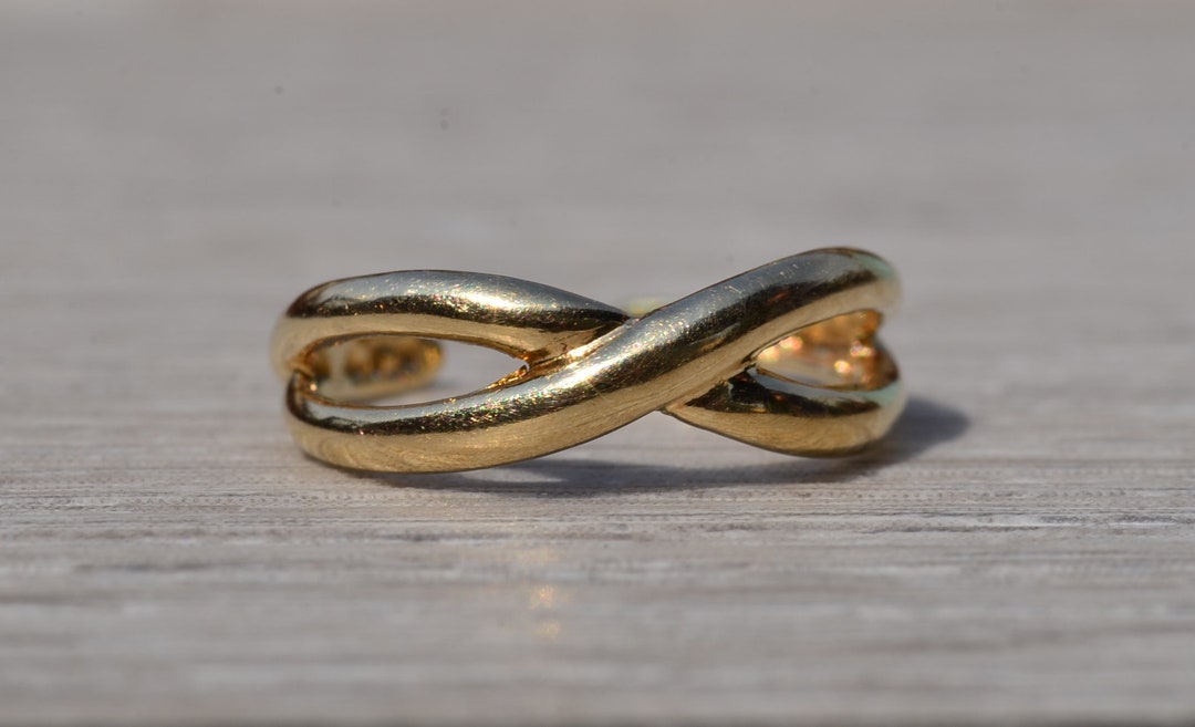 The Angel Park: Bypass Style Yellow Gold Toe Ring or Mid - Etsy