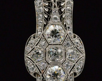 Outstanding Antique Filigree Diamond Pendant in Platinum