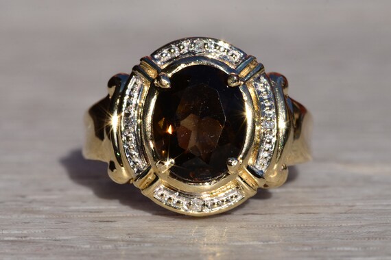 Ladies 14K Yellow Gold Ring set with Smokey Quart… - image 1