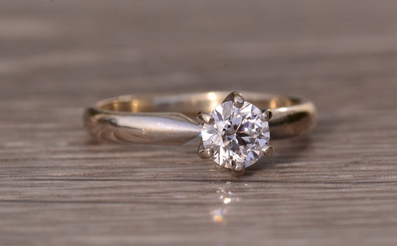 Solitaire Engagement Ring with 0.47 carat Natural… - image 5