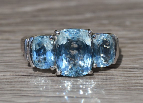 Outstanding Cushion Cut Aquamarine Ring set with … - image 1