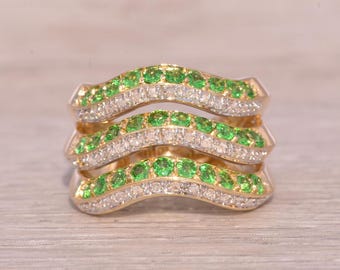Tsavorite Garnet and Diamond Ring in 14 Karat Yellow Gold