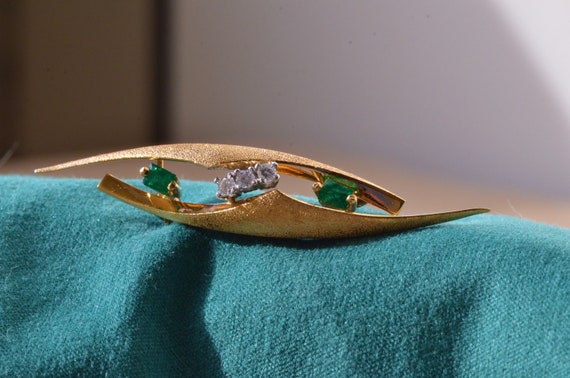Midcentury Modern Signed Emerald & Diamond Brooch - image 2