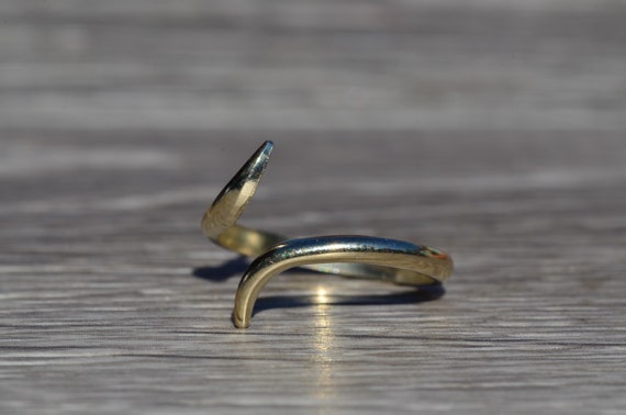 Simple Bypass Ring in White Gold - image 2