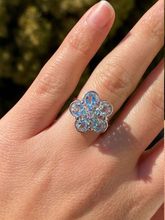 Ladies 14K Aquamarine and Diamond Floral Ring - image 7