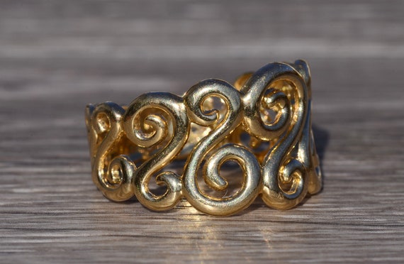 Yellow Gold Scrolled Cocktail Ring - image 5