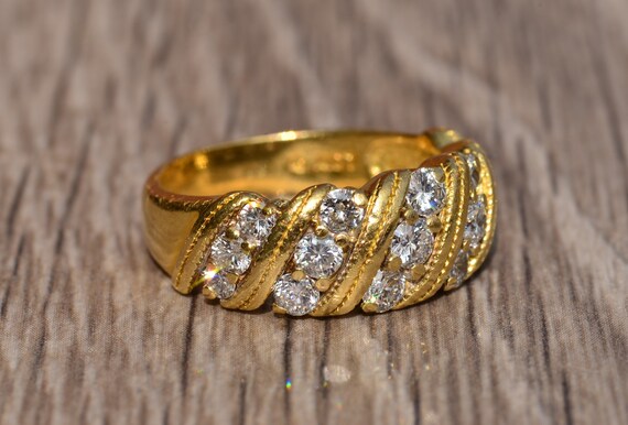 Vintage Yellow Gold Diamond Band - image 4