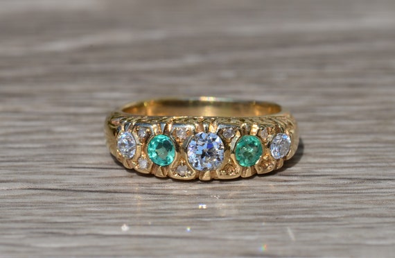 Antique Emerald and Diamond Band - image 6