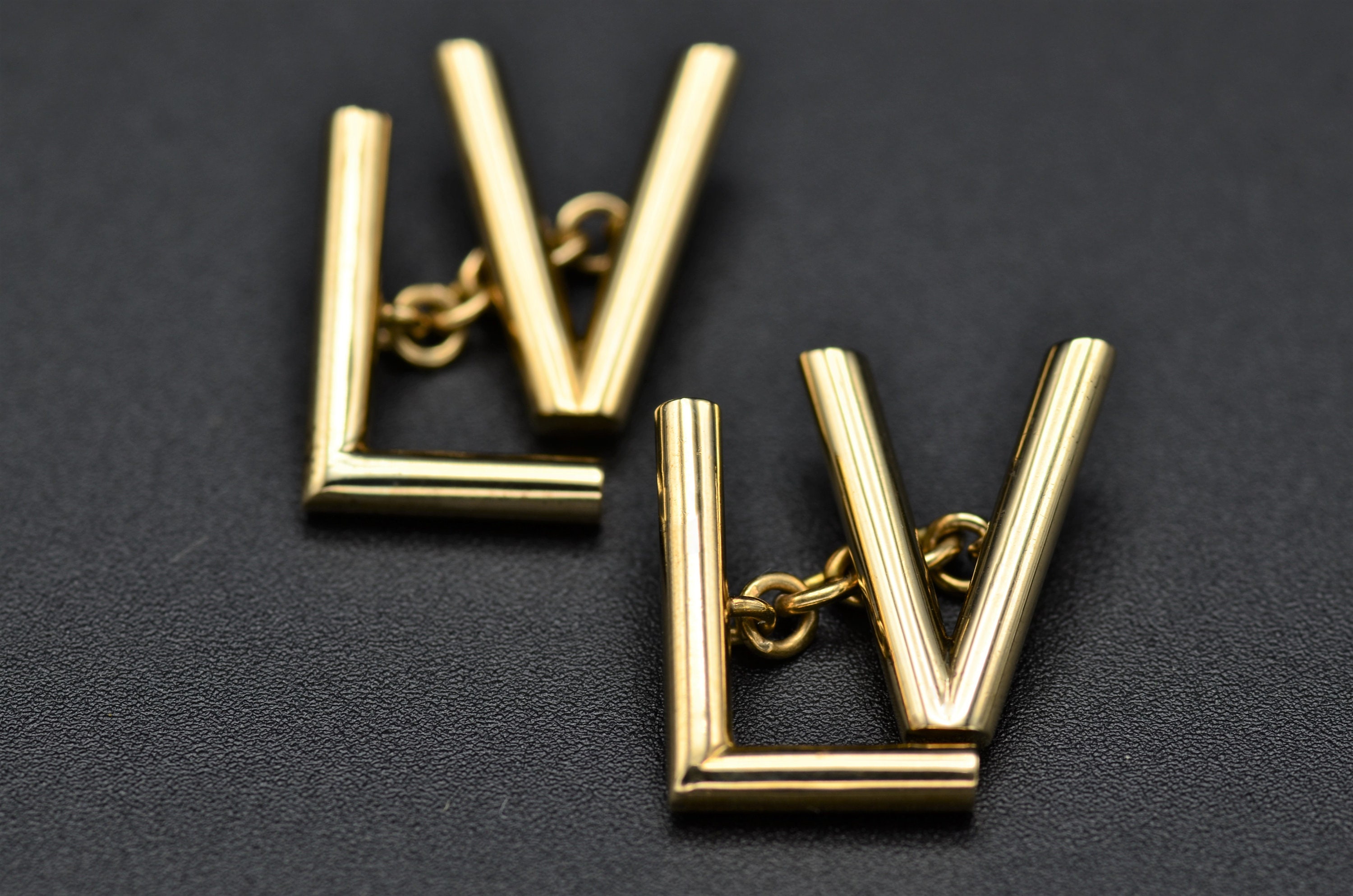 Louis Vuitton Jonc Monogram Cuff - Brass Cuff, Bracelets - LOU673300