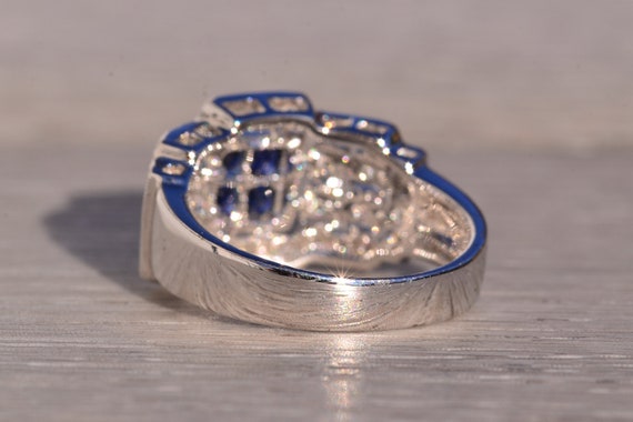 Contemporary Sapphire and Natural Diamond Ring in… - image 3