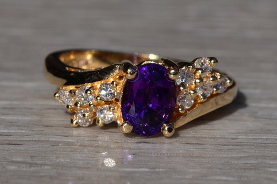 Rich Amethyst and Diamond Ring in Yellow Gold - image 6