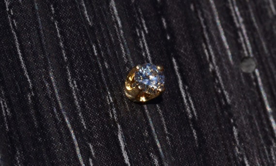 Ladies Yellow Gold 2.8mm Single Diamond Stud Earr… - image 2