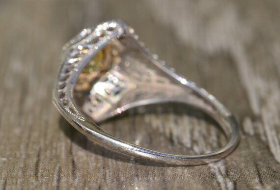 Antique Filigree Ring set with Natural Yellow Sap… - image 3