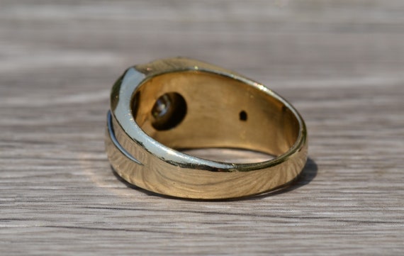 Gentlemen's 14K Gold Cocktail Ring set with 0.10 … - image 3
