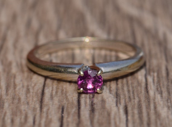 Vintage No Heat Pink Sapphire Solitaire Promise R… - image 1