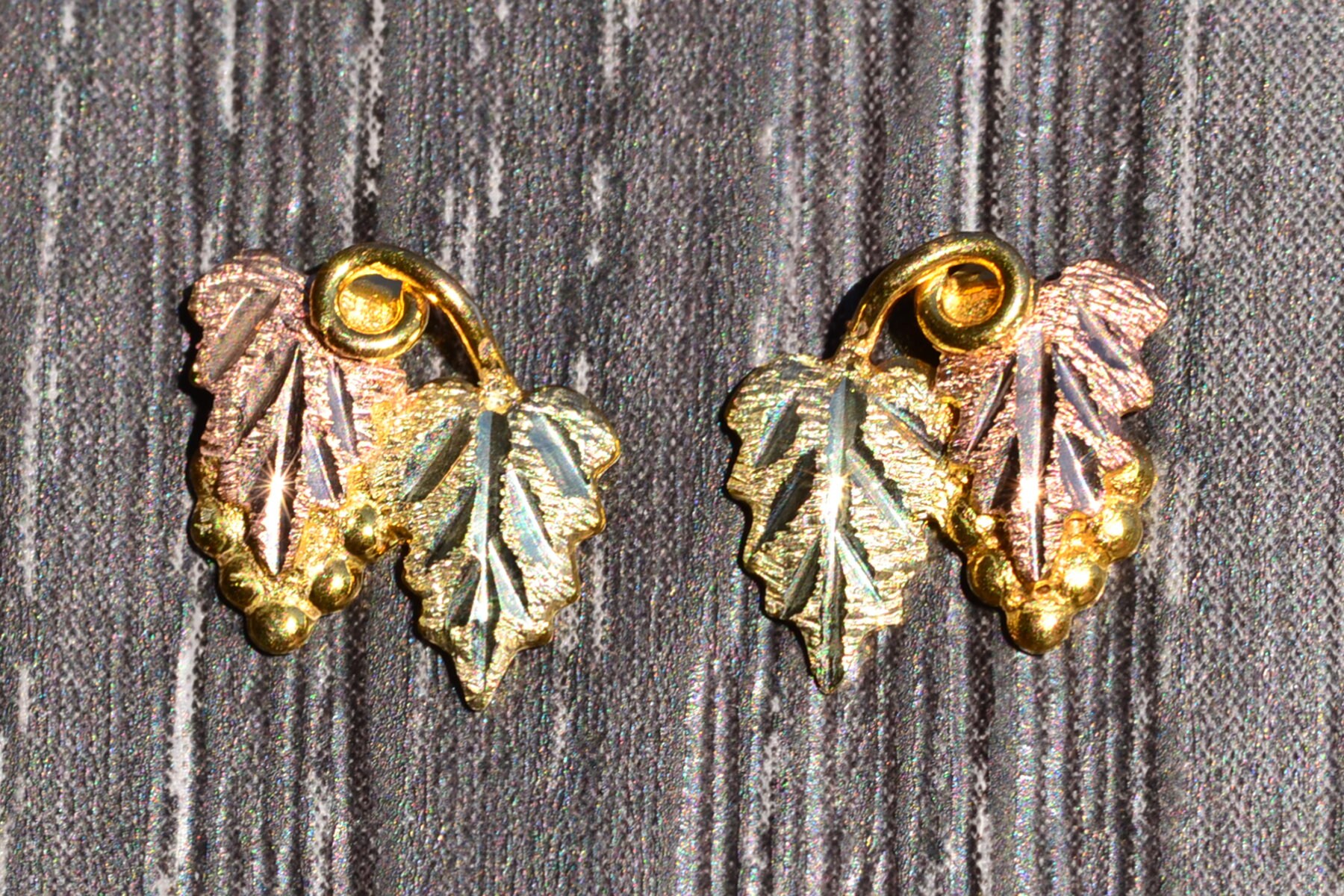 【VINTAGE HOLLYWOOD】14K Leaf Dew Earrings_VH2533EA500M Tiffany & Co. Vintage Leaf Earrings Yellow Gold | New York