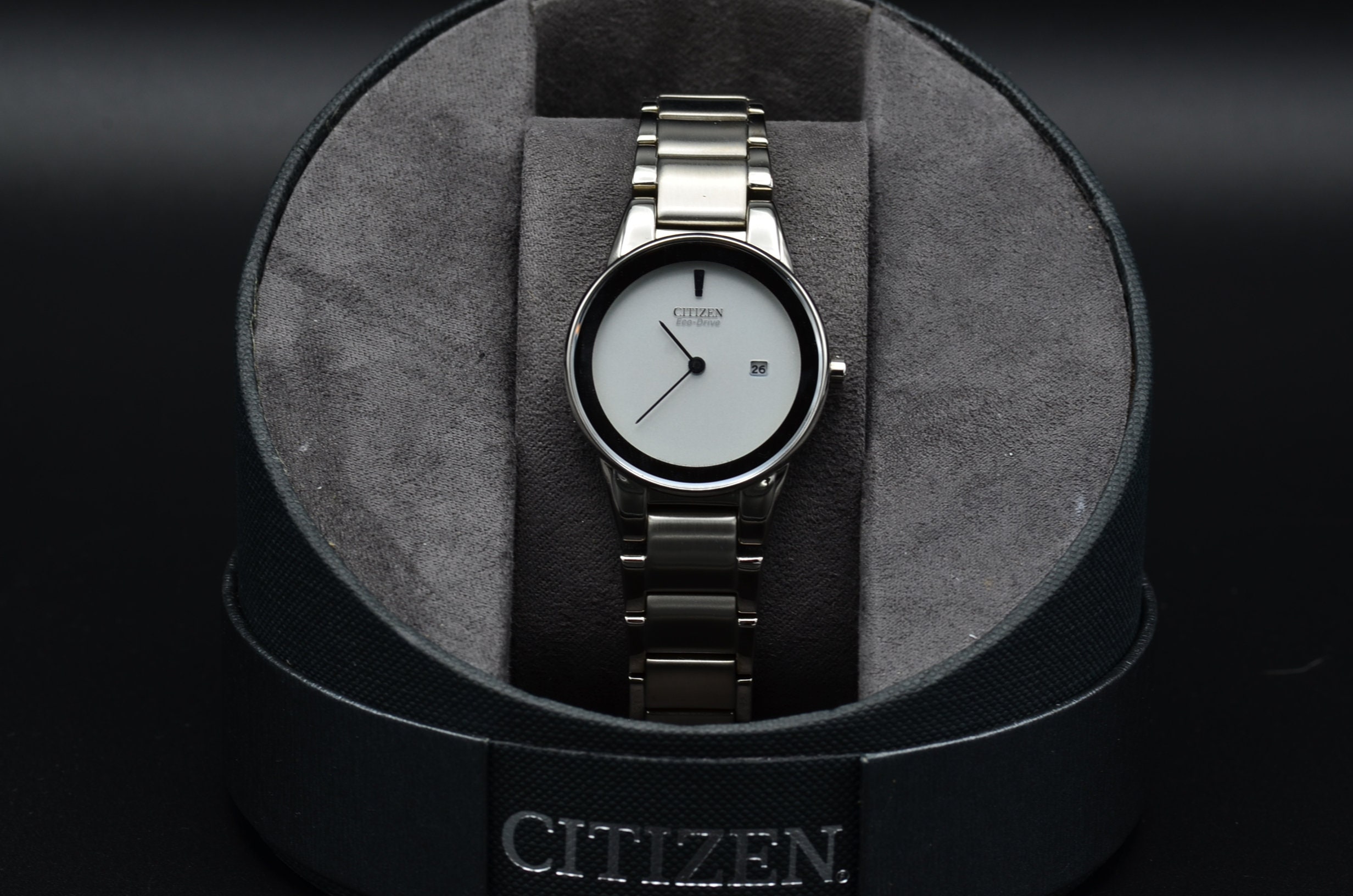 ★逆輸入オシャレ★Citizen Women's Eco-Drive Axiom Watch Amazon.com: Citizen Women's Eco-Drive Modern Axiom Bangle