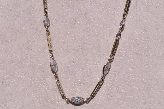 Antique White Gold Necklace set with 3.25 Carats … - image 2