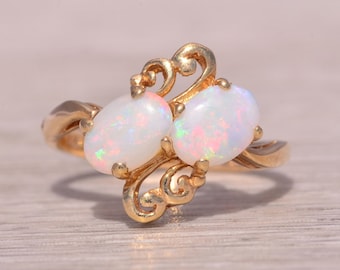 Toi et Moi Opal Ring in Yellow Gold