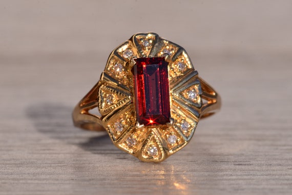 Contemporary Garnet and Natural Diamond Ring in Y… - image 6