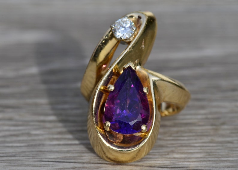 Ladies 14K Mid Century Modern Amethyst and Diamond Cocktail Ring image 6