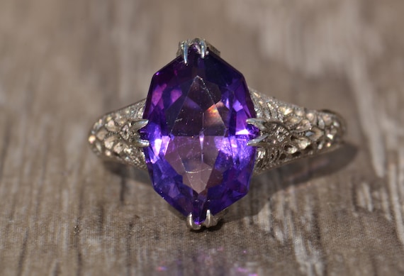 Antique Filigree Ring Set with Amethyst in 18 Kar… - image 1