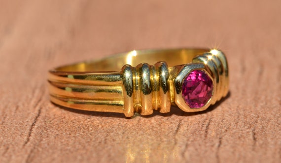 Modernist Ring Bezel set with Ruby - image 5