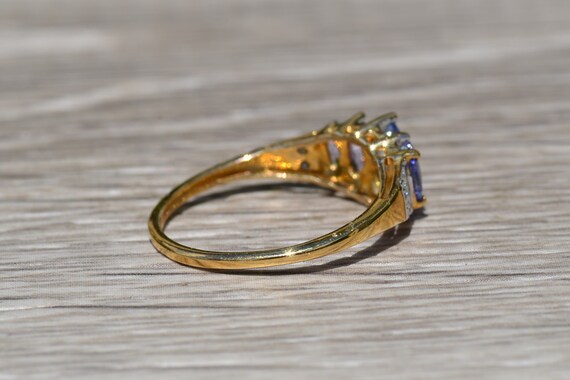 Ladies Yellow Gold Cocktail Ring set with Marquis… - image 4