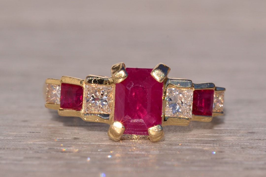 天然ルビー指輪（ダイヤモンド、エメラルド） 天然ルビー エメラルドカット 天然ダイヤモンド リング – Mico宝飾店