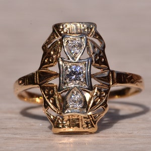 Ladies Antique Art Deco Two Tone Diamond Ring
